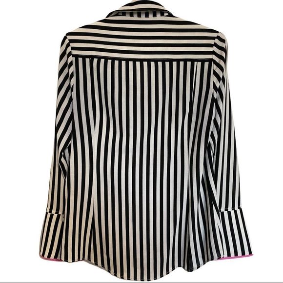 Jones New York black/white stripe bell sleeve pink trim button Front v neck top - Picture 3 of 7